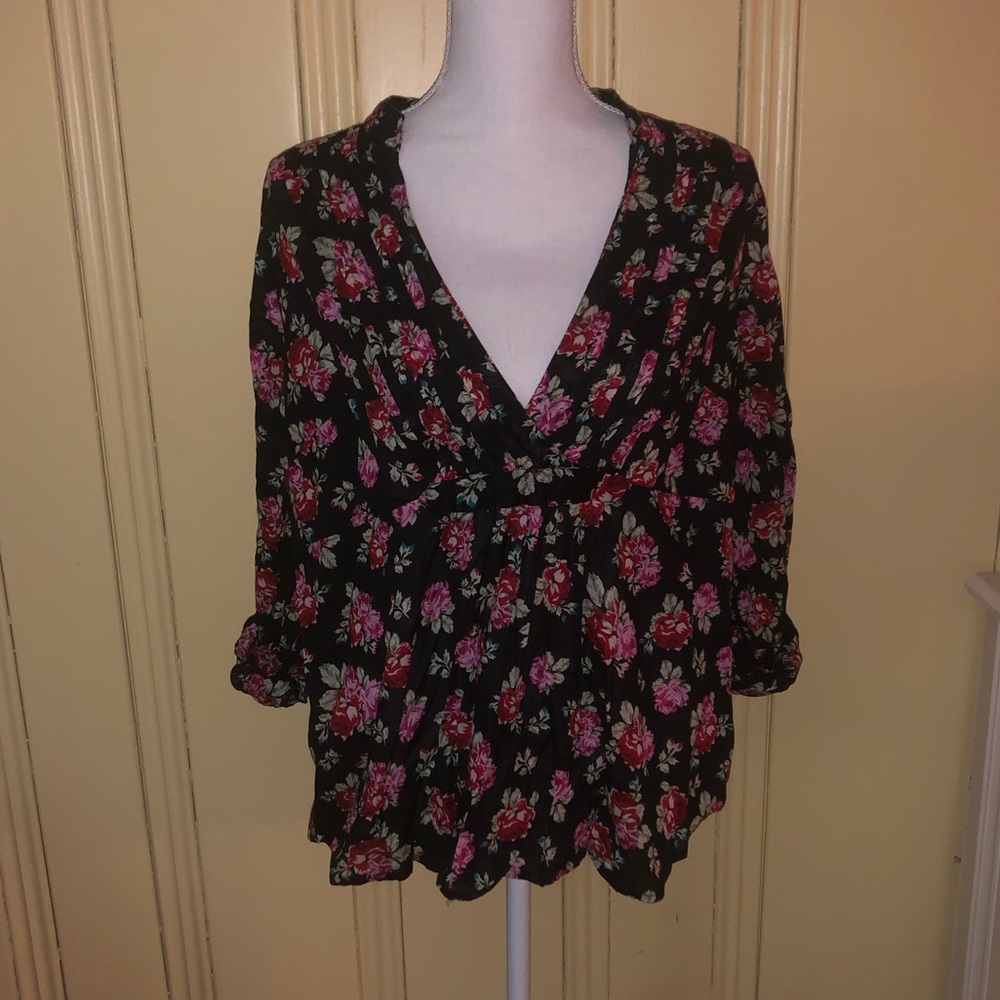 floral blouse